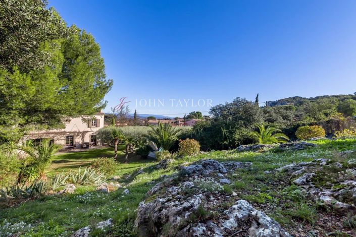 Image No.14-4 Bed House for sale