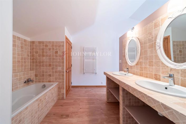 Image No.11-Maison de 5 chambres à vendre à Pernes-les-Fontaines