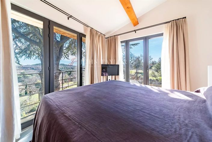 Image No.8-7 Bed House for sale