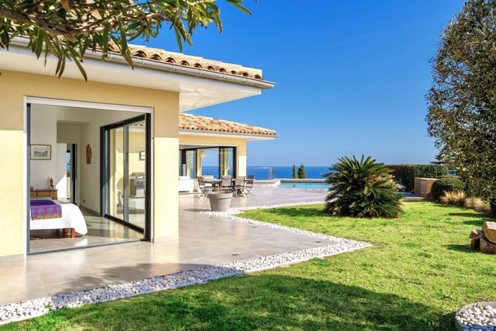 Image No.14-5 Bed House for sale