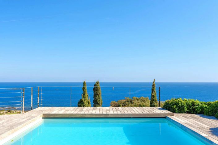 Image No.18-5 Bed House for sale