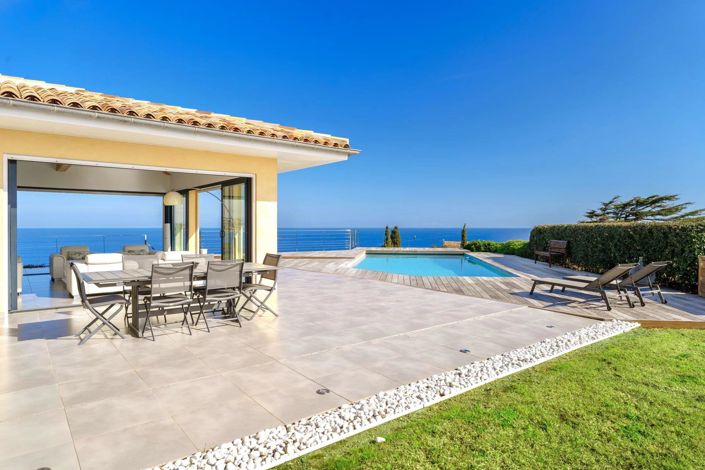 Image No.9-5 Bed House for sale