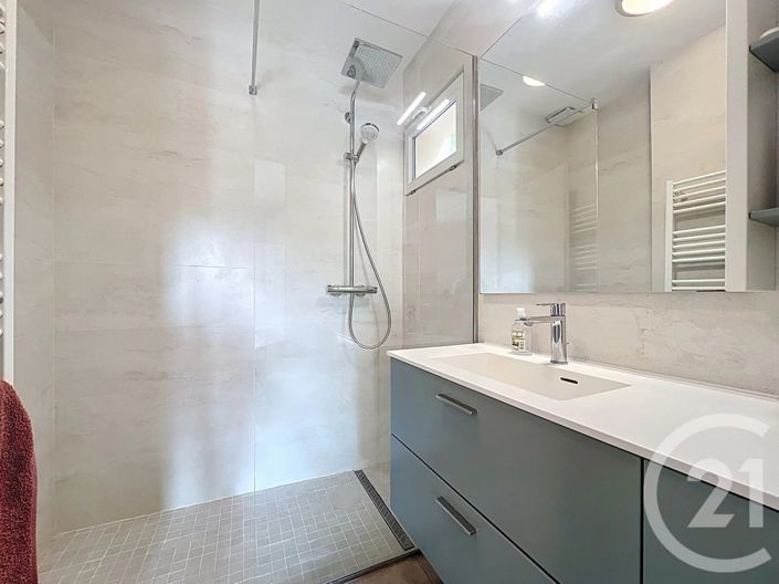 Image No.13-3 Bed House for sale