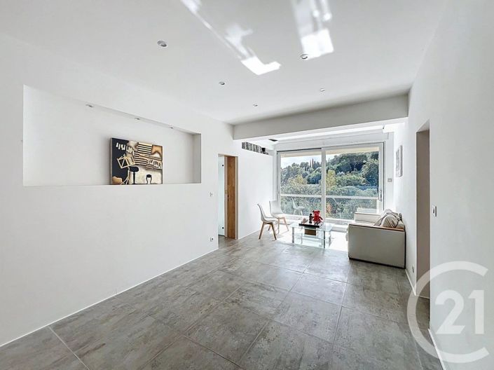 Image No.15-5 Bed House for sale