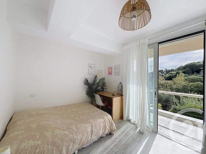 Image No.18-5 Bed House for sale