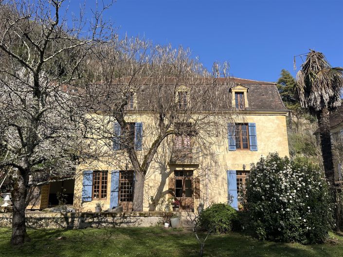 Image No.2-5 Bed House for sale