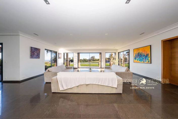 Image No.10-5 Bed House for sale