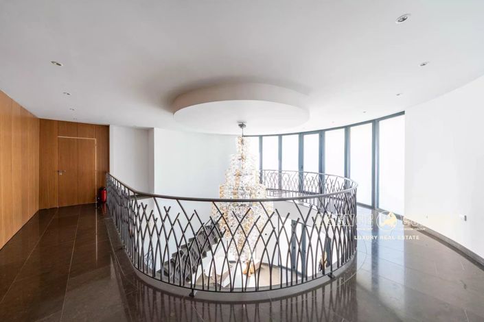 Image No.15-5 Bed House for sale