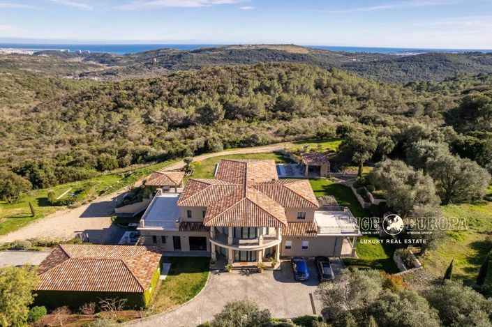 Image No.2-5 Bed House for sale