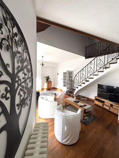 Image No.5-House for sale