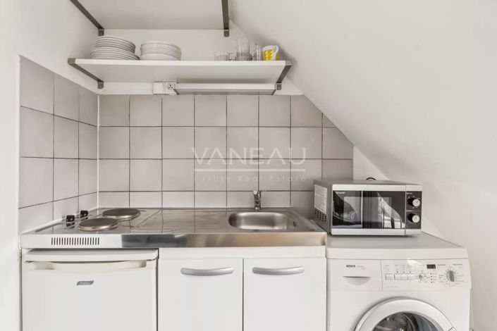 Image No.24-5 Bed Apartment for sale