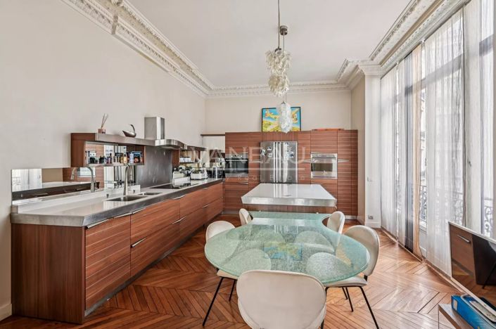 Image No.7-5 Bed Apartment for sale