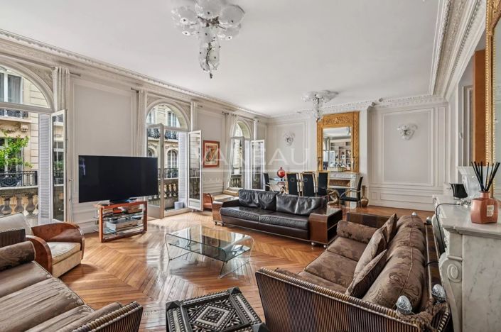 Image No.8-5 Bed Apartment for sale