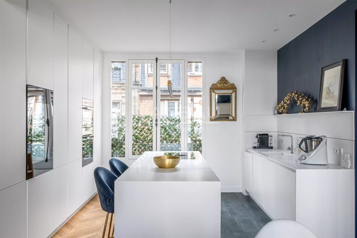 Image No.9-3 Bed Apartment for sale