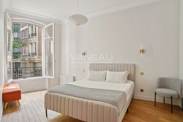 Image No.11-5 Bed Apartment for sale