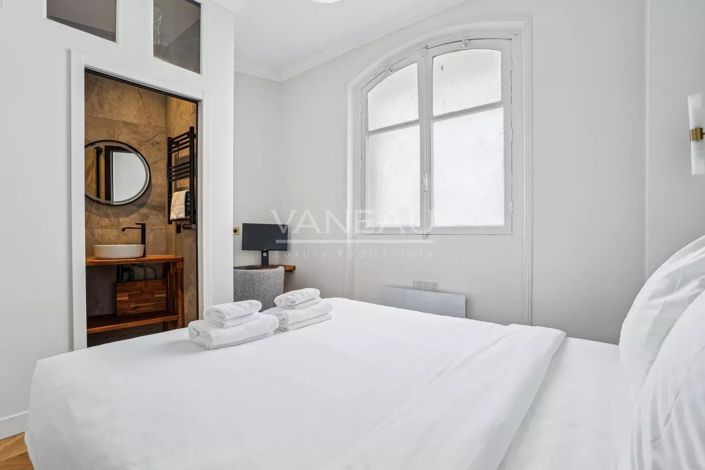 Image No.16-5 Bed Apartment for sale