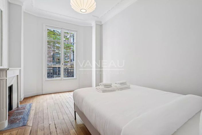 Image No.18-5 Bed Apartment for sale