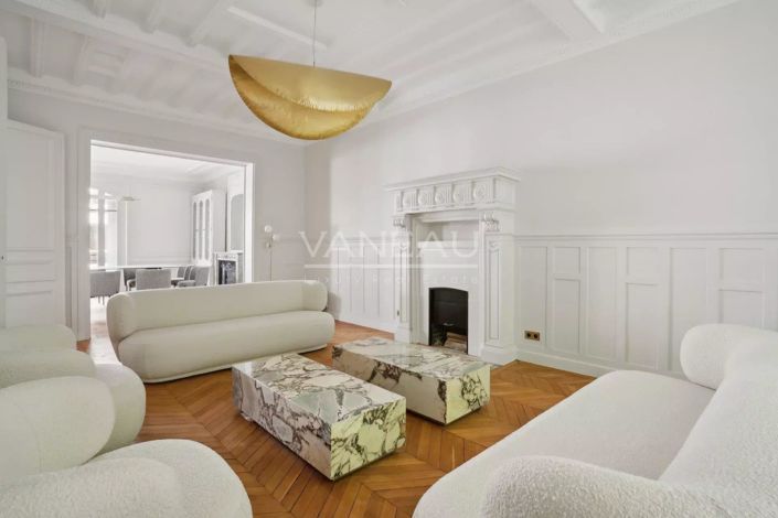 Image No.7-5 Bed Apartment for sale