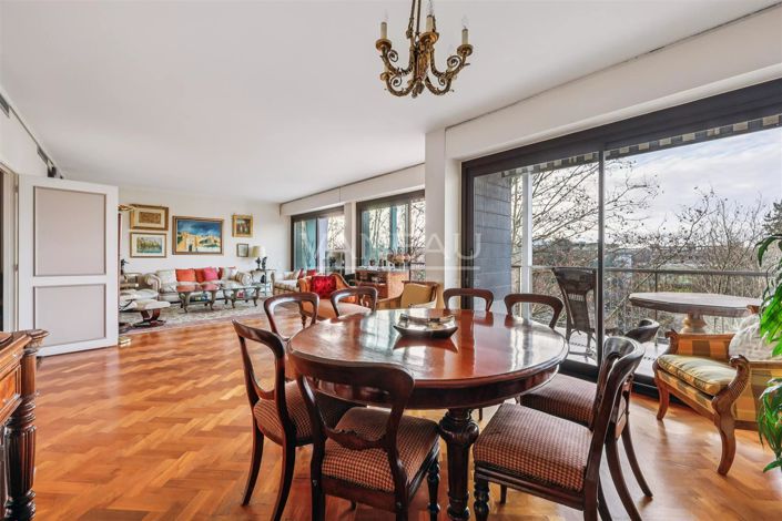 Image No.3-3 Bed Apartment for sale