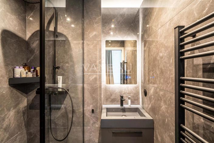 Image No.7-3 Bed Apartment for sale