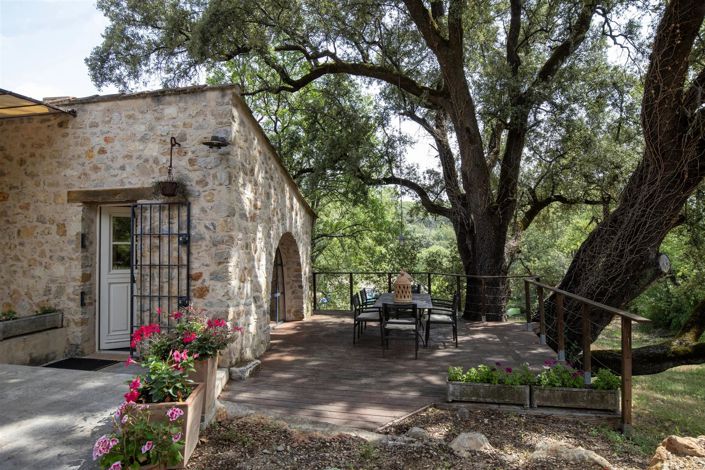 Image No.4-5 Bed House for sale