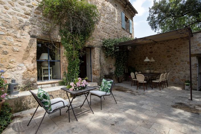 Image No.5-5 Bed House for sale