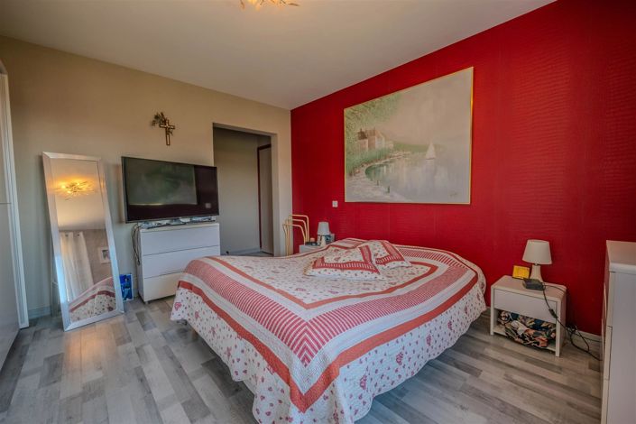Image No.13-4 Bed House for sale