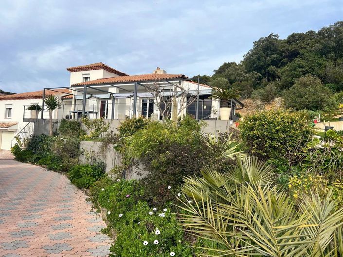 Image No.2-Maison de 4 chambres à vendre à Roquebrune-sur-Argens