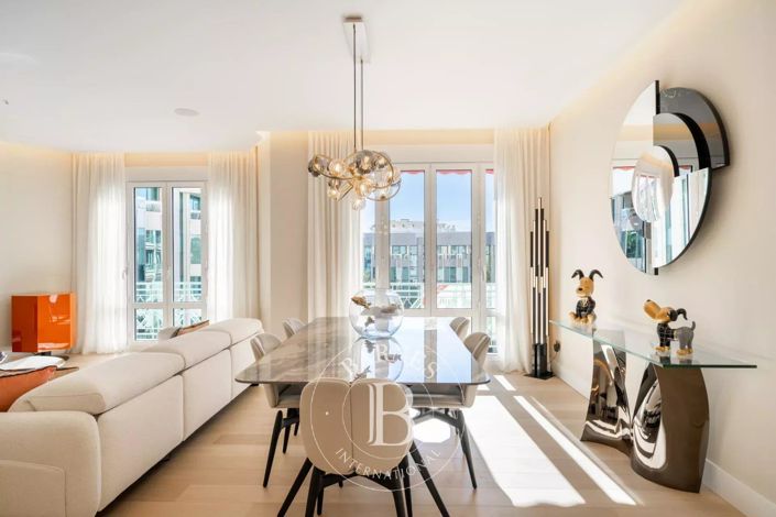 Image No.13-3 Bed Apartment for sale