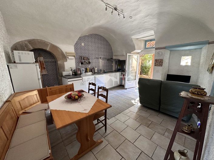 Image No.6-6 Bed House for sale