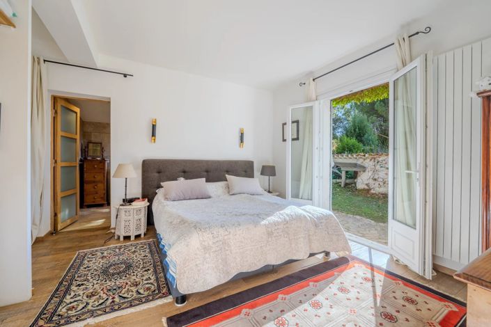 Image No.16-4 Bed House for sale