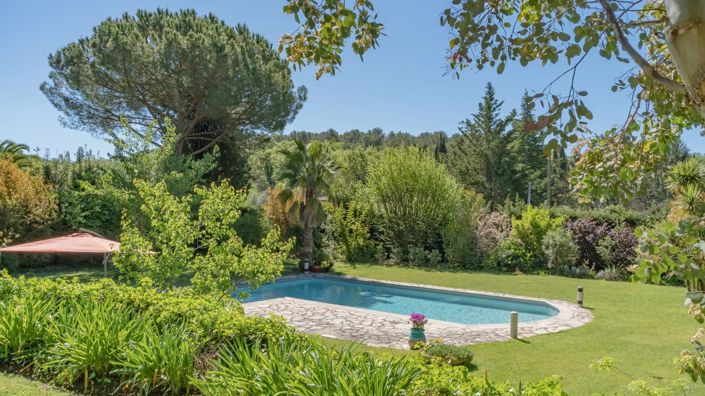 Image No.8-4 Bed House for sale