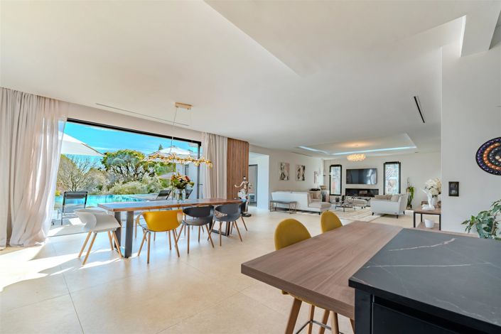 Image No.9-7 Bed House for sale