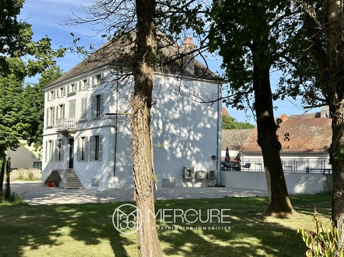 Image No.2-Maison de 10 chambres à vendre à Chalon-sur-Saône