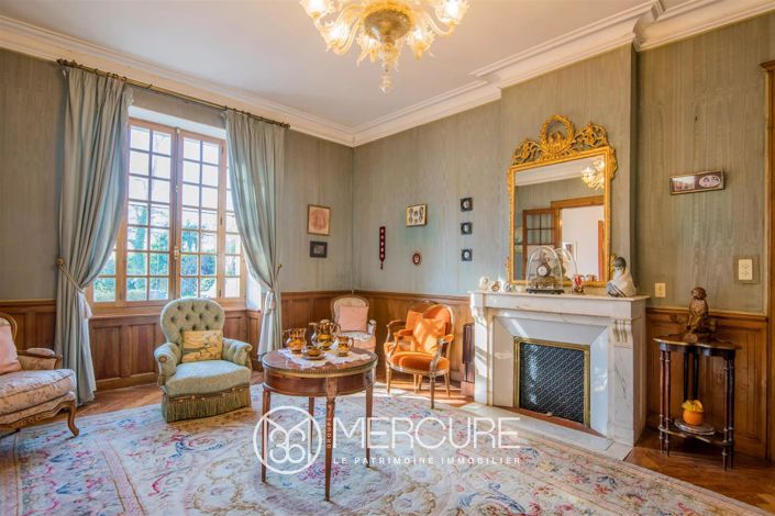 Image No.6-10 Bed House for sale