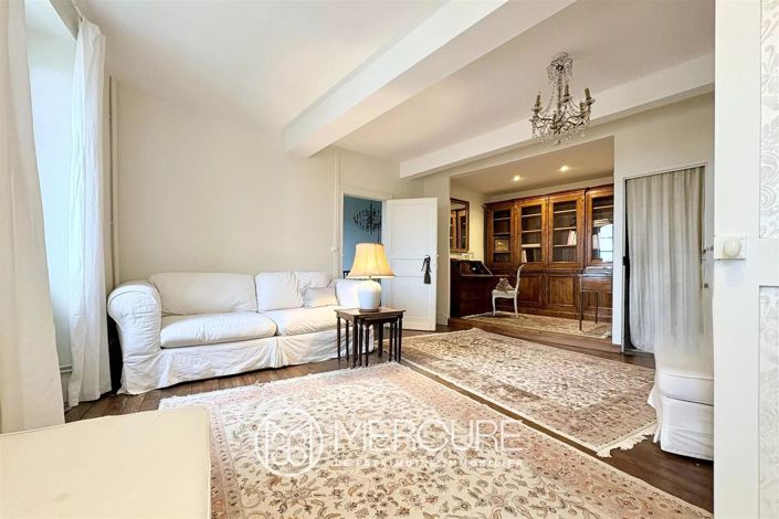 Image No.4-5 Bed House for sale