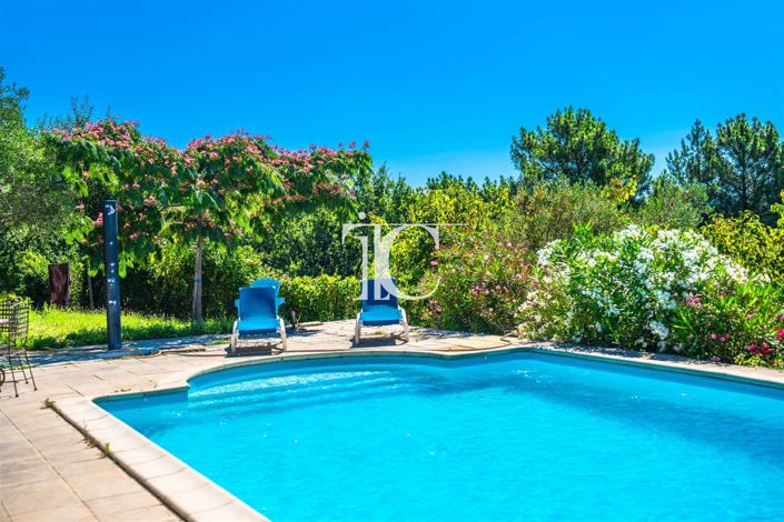 Image No.16-7 Bed House for sale