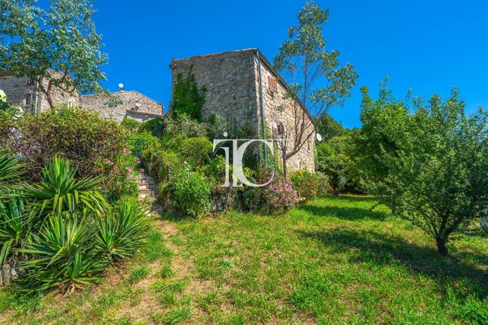 Image No.32-7 Bed House for sale