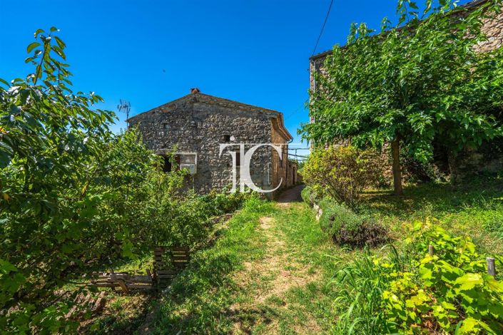 Image No.37-7 Bed House for sale