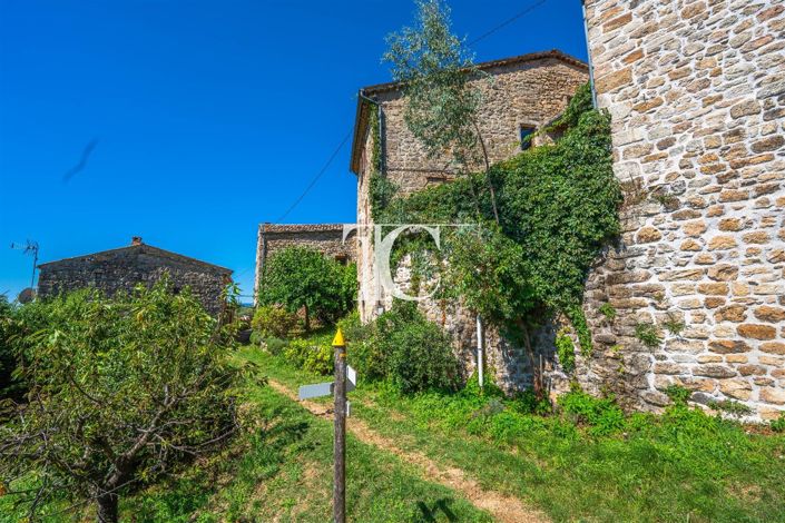 Image No.38-7 Bed House for sale