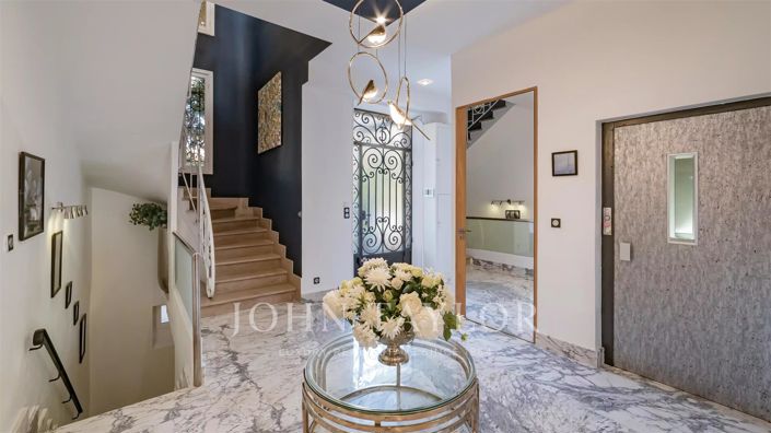 Image No.11-4 Bed House for sale