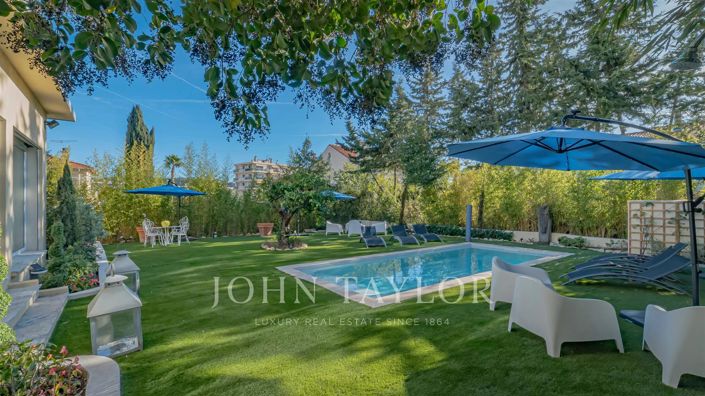 Image No.2-4 Bed House for sale