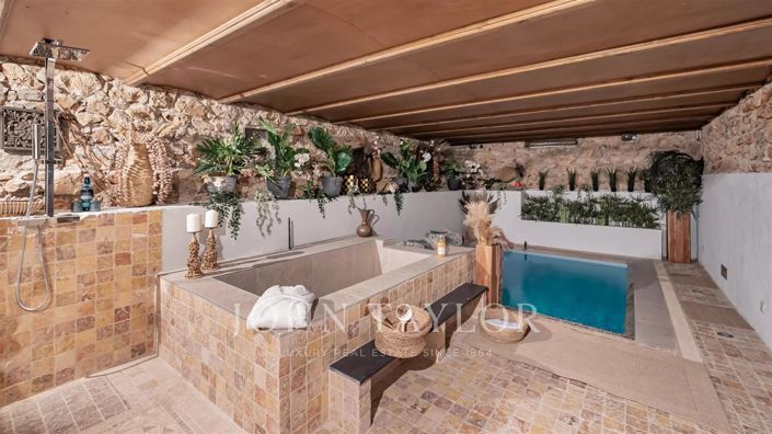 Image No.7-4 Bed House for sale