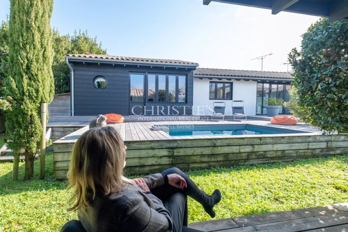 Image No.24-4 Bed House for sale