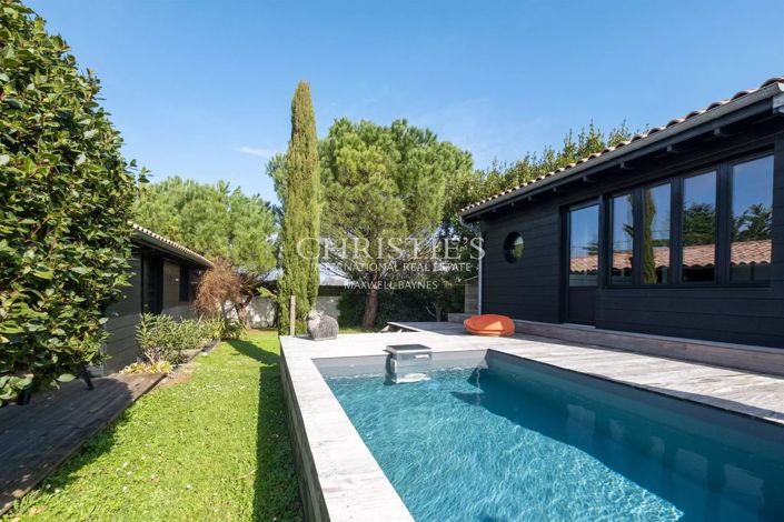 Image No.27-4 Bed House for sale