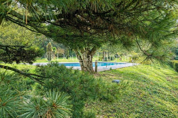 Image No.12-4 Bed House for sale