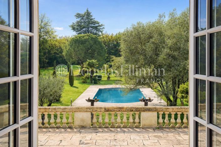 Image No.2-4 Bed House for sale