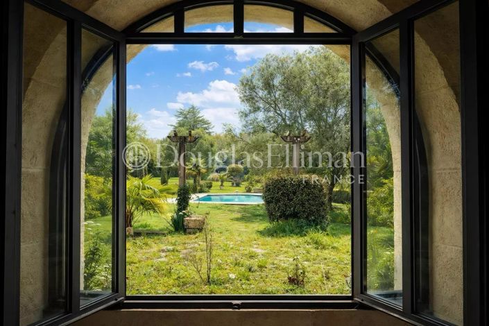 Image No.4-4 Bed House for sale