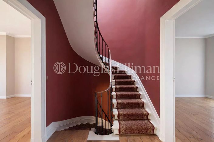 Image No.5-4 Bed House for sale