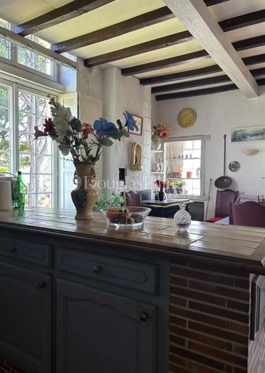 Image No.2-4 Bed House for sale